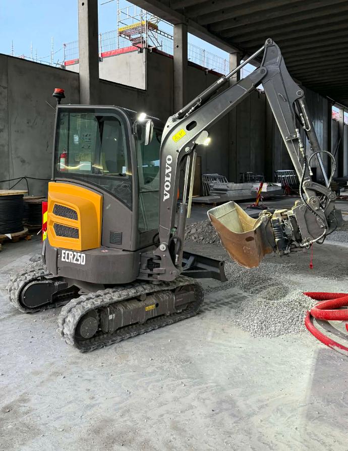Volvo EC25D